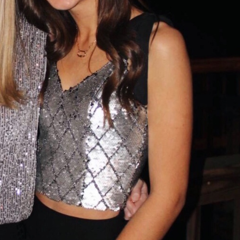 Shimmer tie top